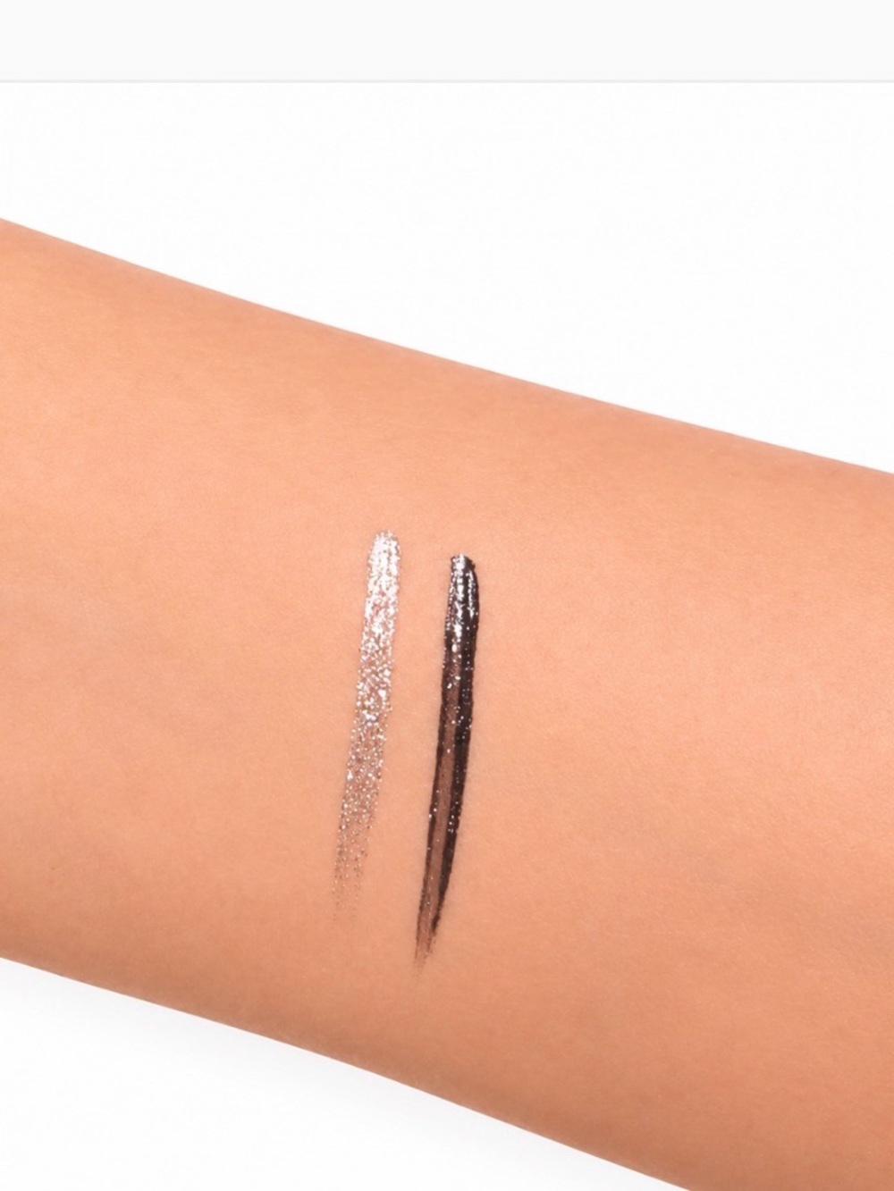 P. Louis Glisten To Your Heart “Midnight Muse”Liquid Glitter Eyeliner Set - Picture 2 of 2